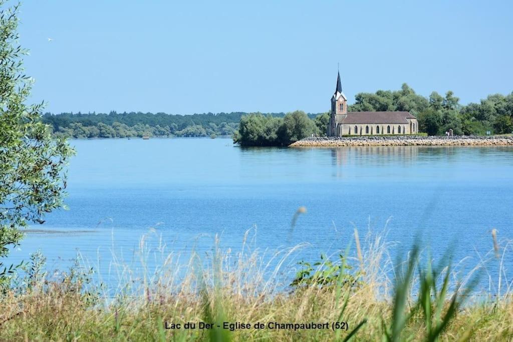 Sejour Bucolique Au Lac Du Der Giffaumont-Champaubert Extérieur photo
